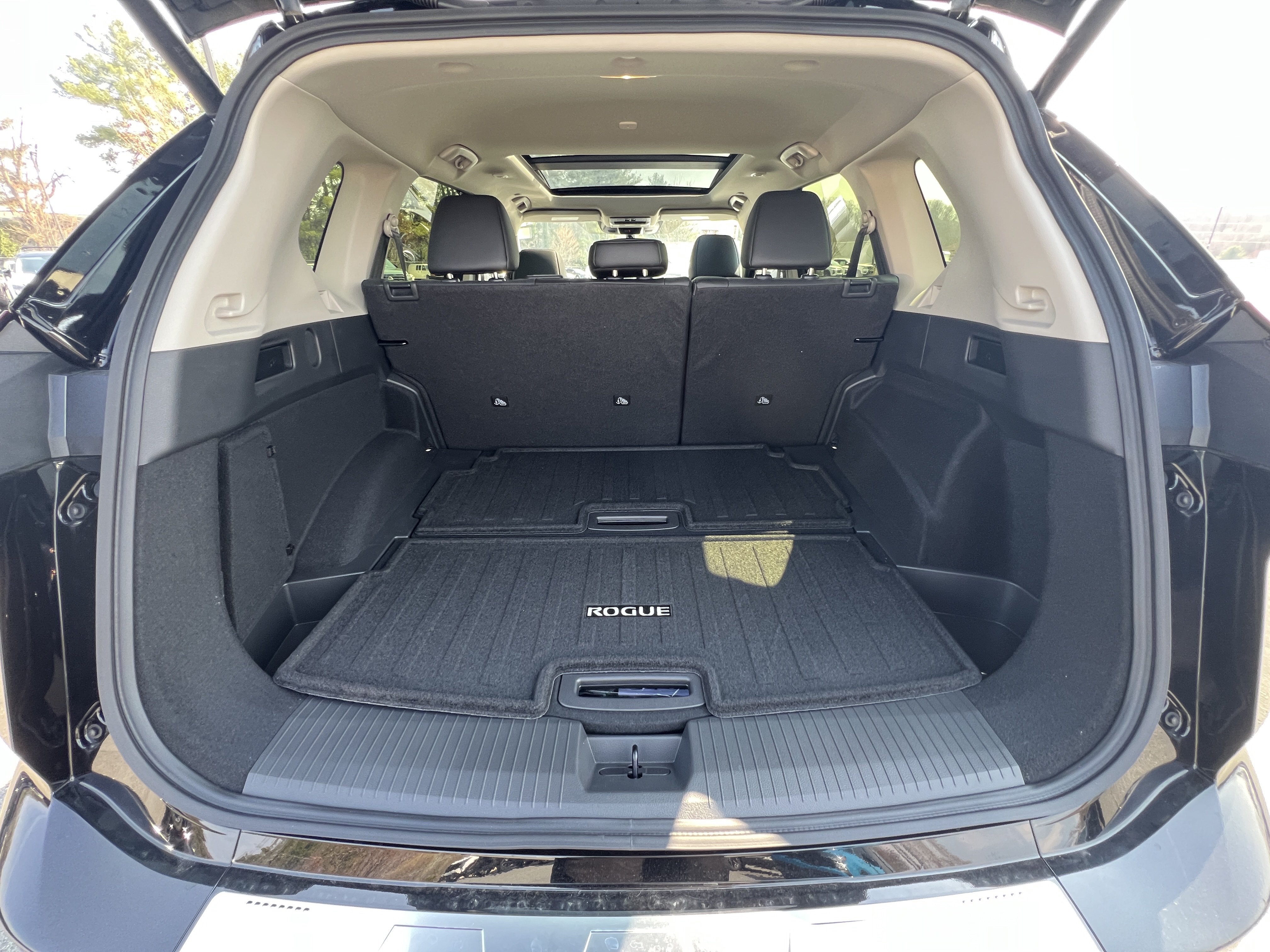 New 2026 Nissan Rogue Platinum w/ Tech Package AWD/4WD image 30