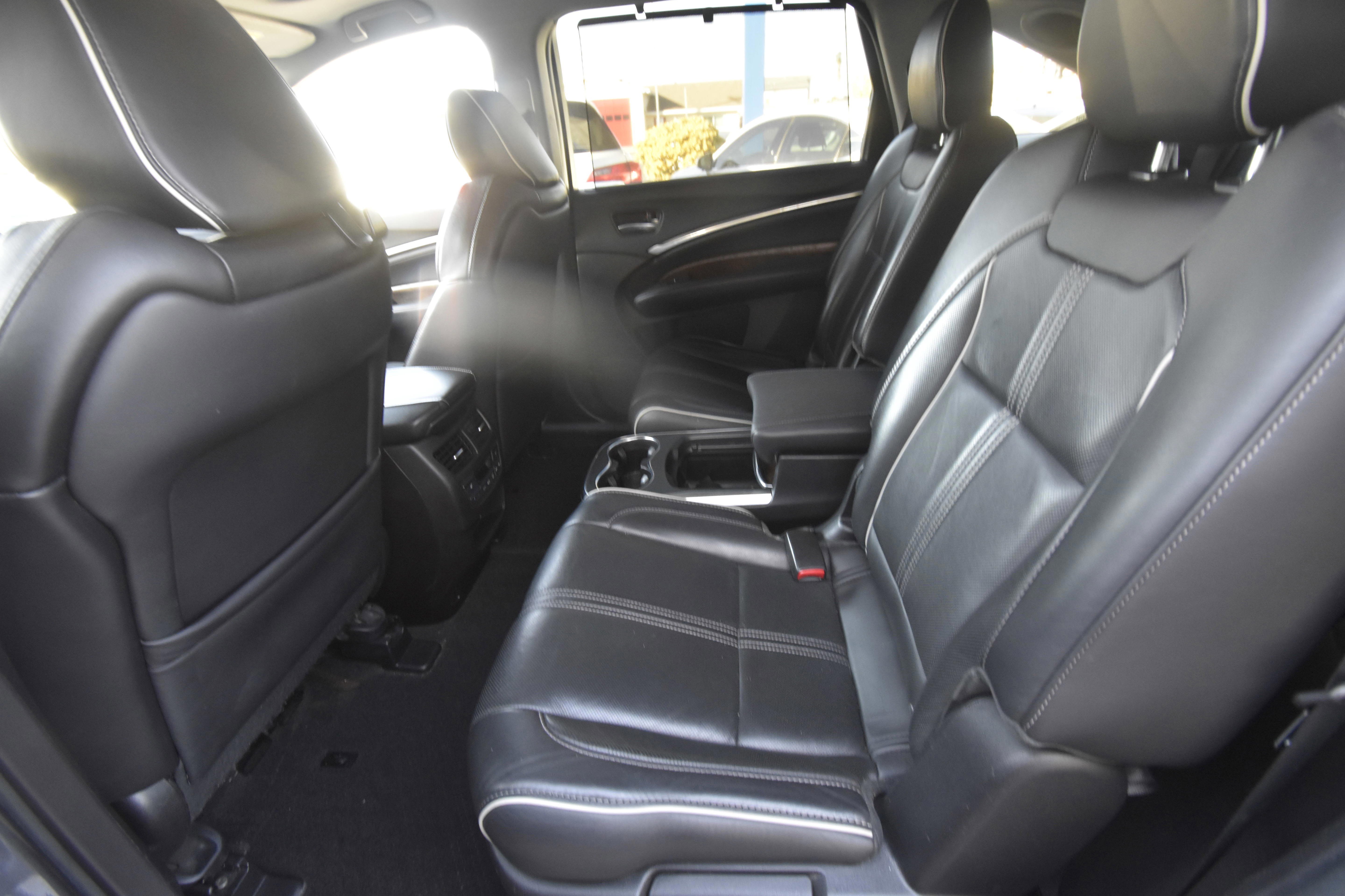 Used 2019 Acura MDX FWD w/ Advance Package image 8