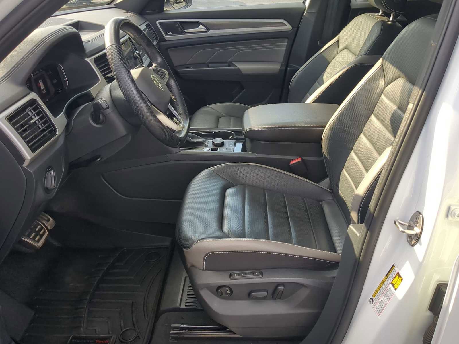 Used 2023 Volkswagen Atlas Cross Sport SEL Premium R-Line image 14