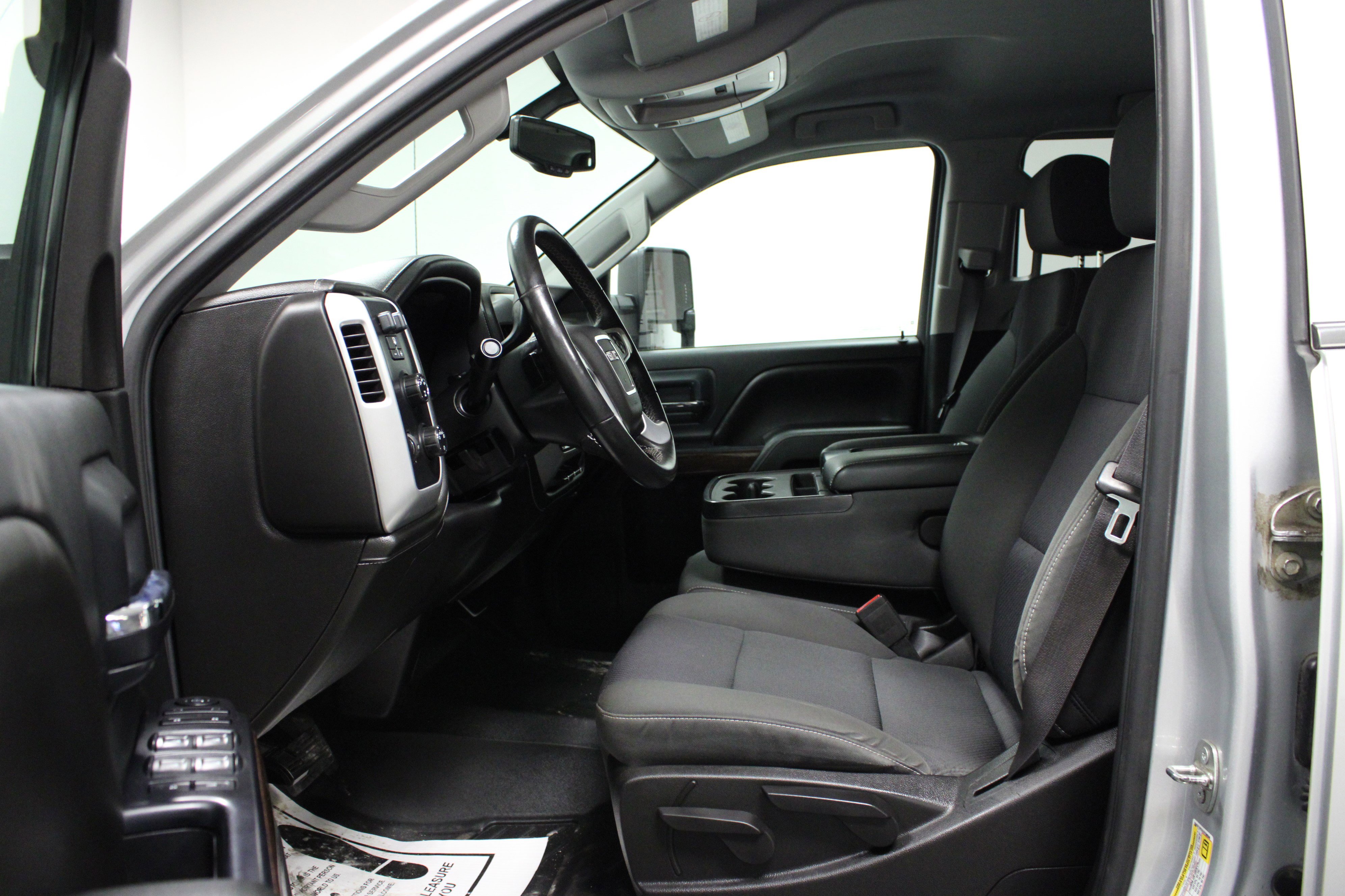 Used 2015 GMC Sierra 2500 SLE image 12