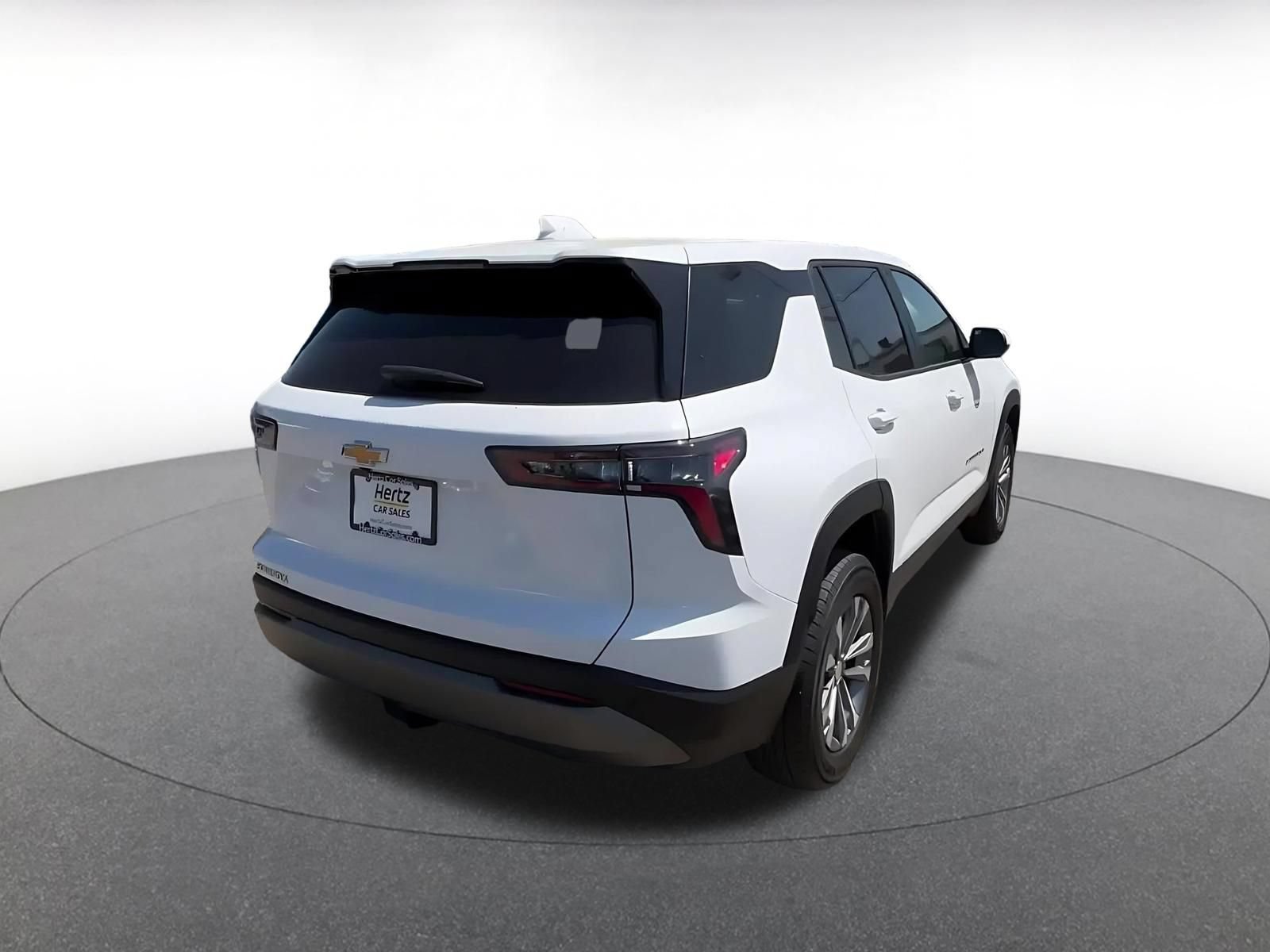 Used 2025 Chevrolet Equinox LT FWD image 14