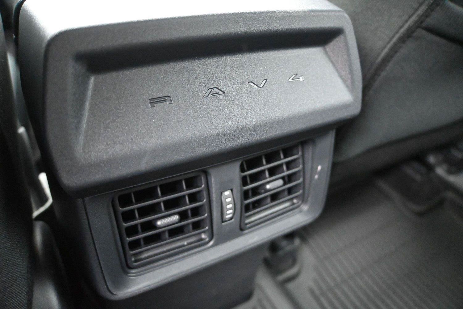Used 2026 Toyota RAV4 LE AWD/4WD image 13