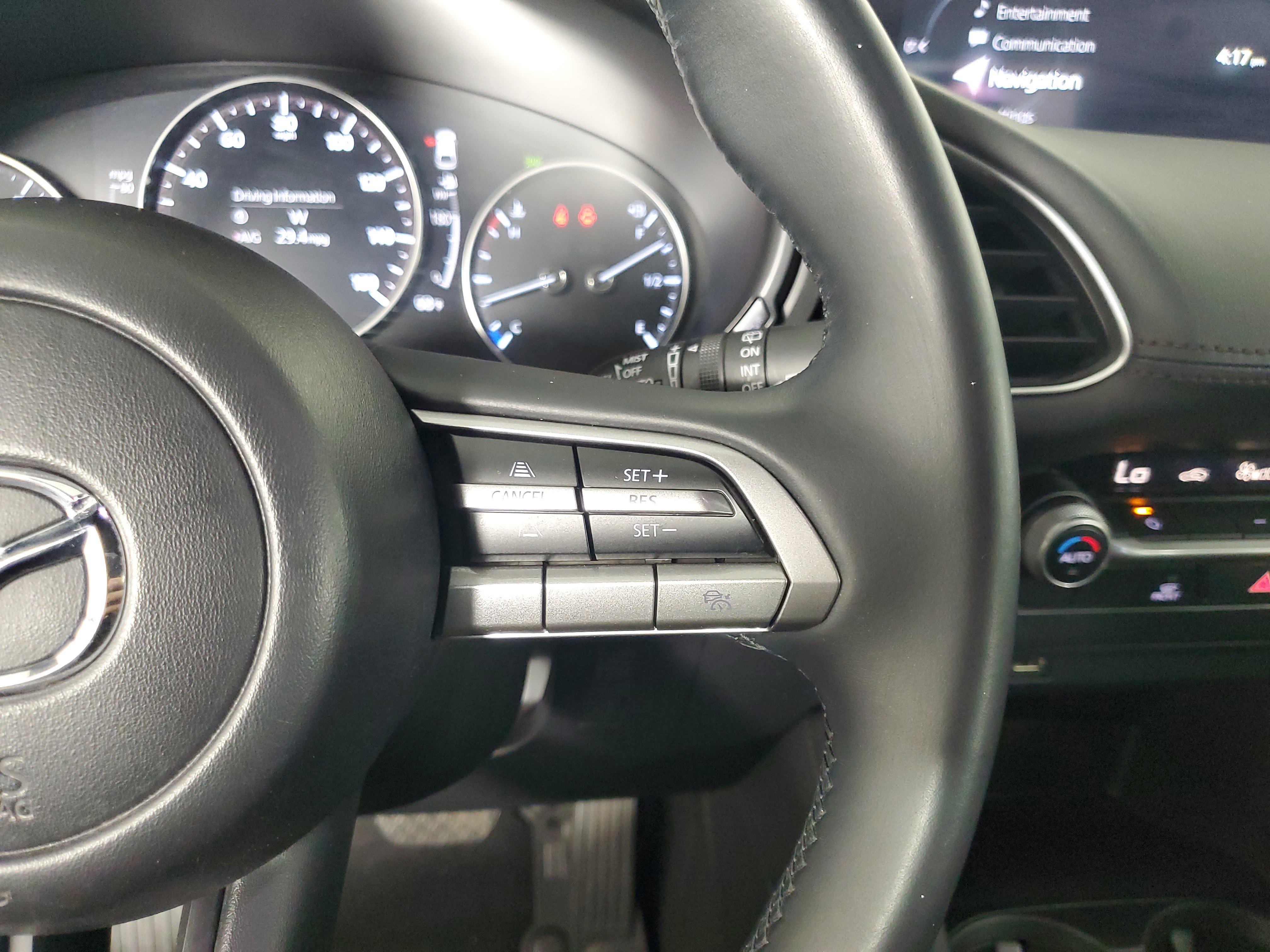 Used 2020 MAZDA MAZDA3 Hatchback image 24