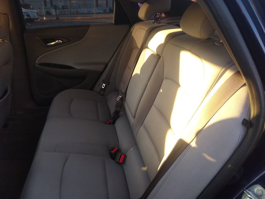 Used 2018 Chevrolet Malibu LS w/ LPO, Convenience Package 1 image 26