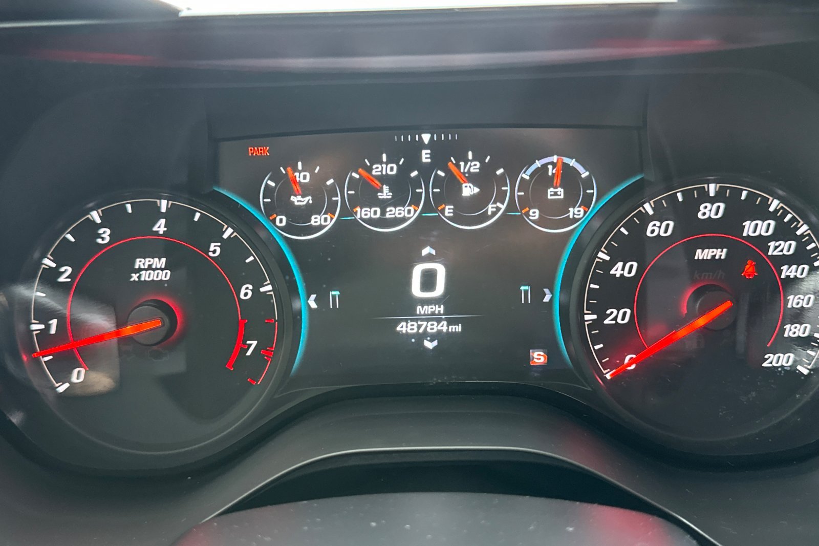Used 2017 Chevrolet Camaro SS RWD image 39