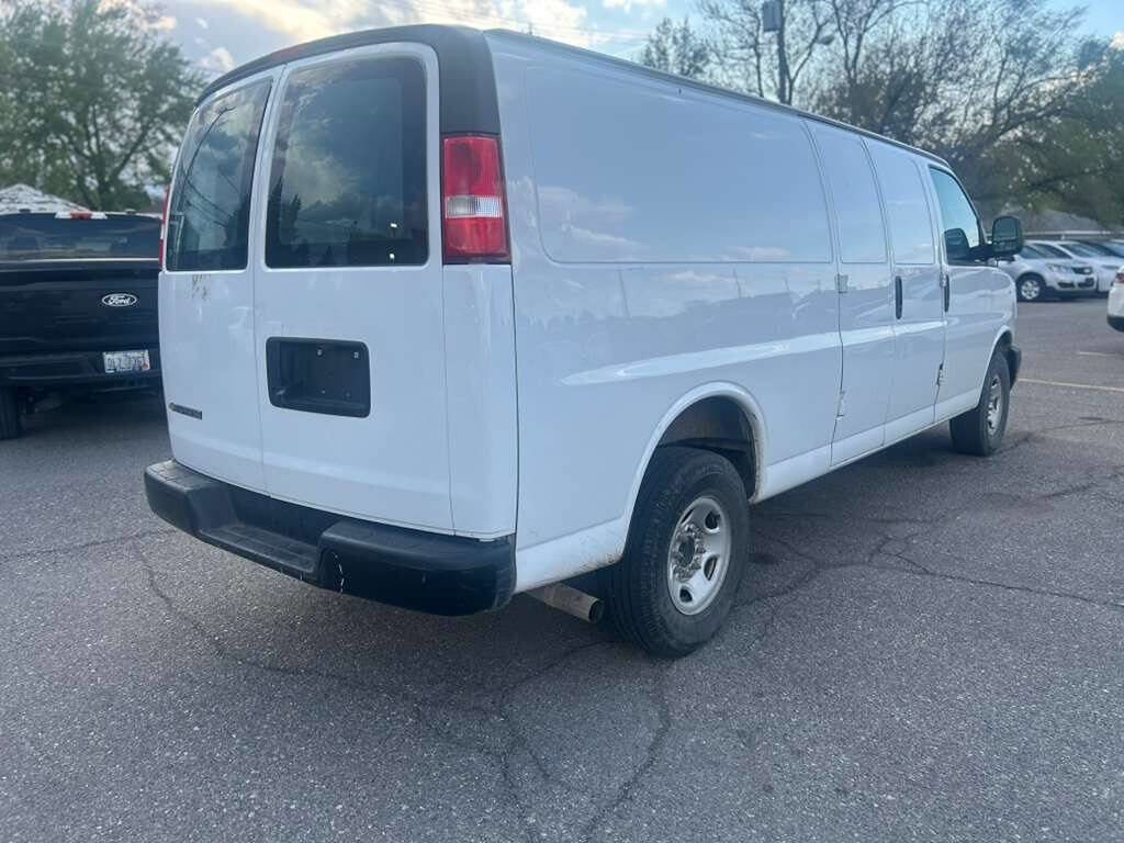 Used 2022 Chevrolet Express 2500 Extended w/ Driver Convenience Package RWD image 5