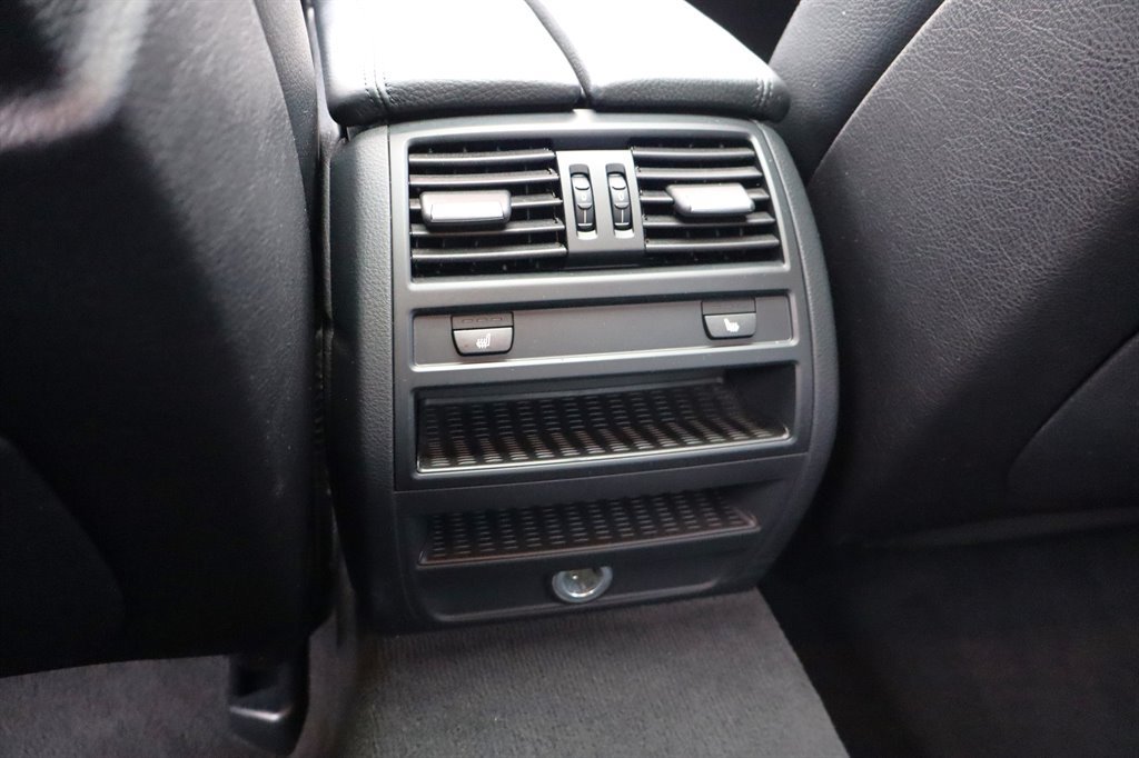 Used 2013 BMW 550i Sedan RWD image 19