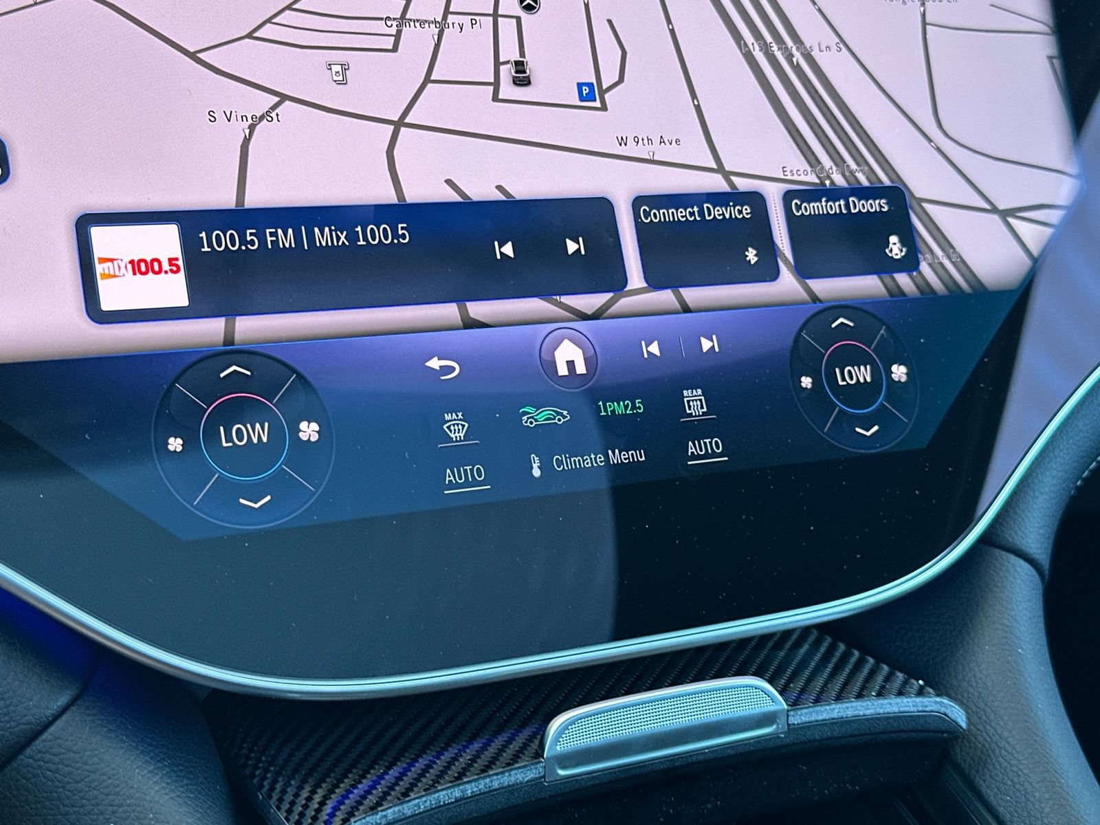 New 2026 Mercedes-Benz EQS 550 4MATIC SUV image 23