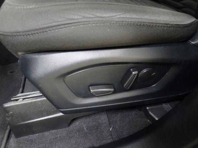 Used 2021 Ford Explorer XLT RWD image 18