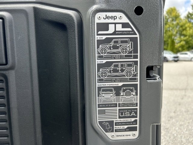 Used 2020 Jeep Wrangler Unlimited Sport image 34