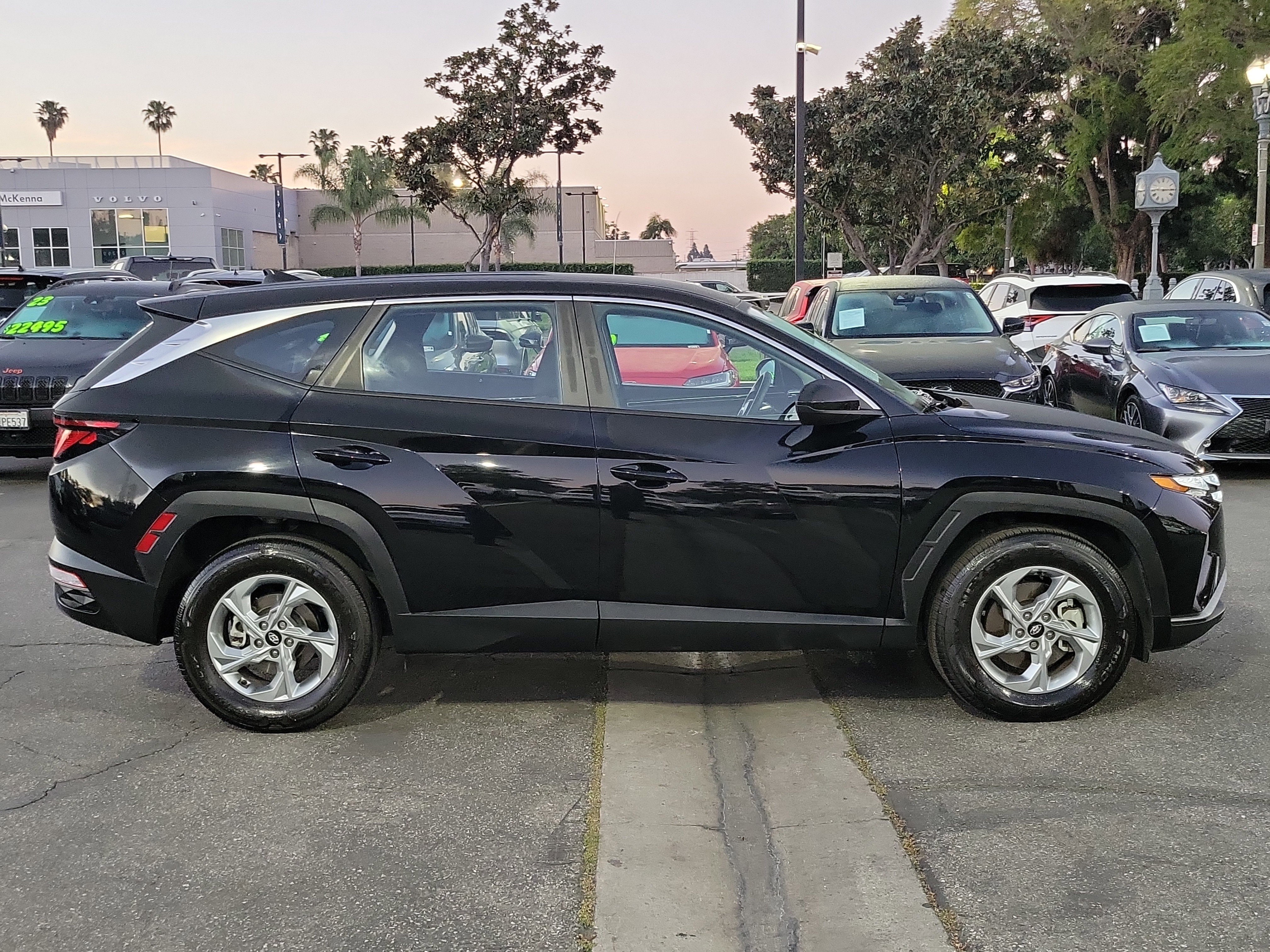 Certified 2024 Hyundai Tucson SE image 4