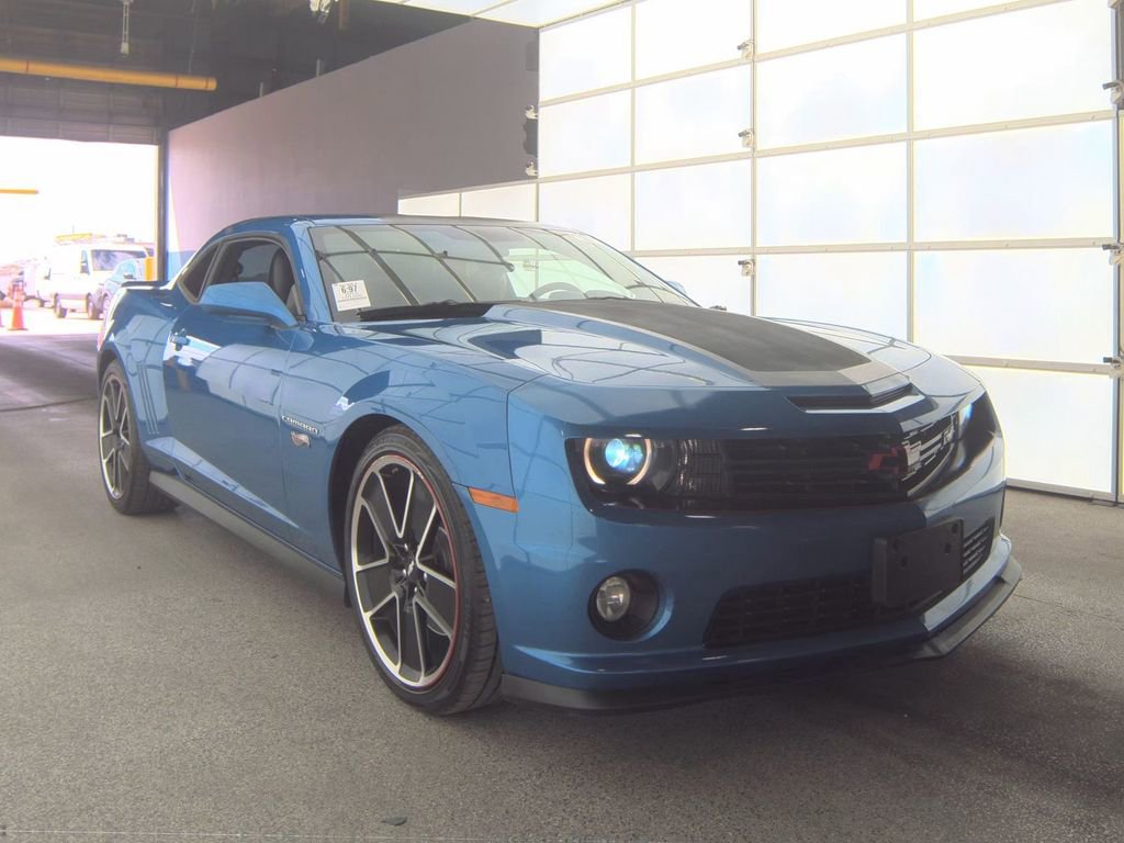 Used 2013 Chevrolet Camaro SS w/ Hot Wheels Special Edition RWD image 1