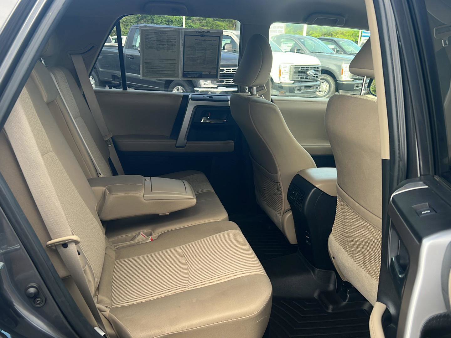 Used 2016 Toyota 4Runner SR5 image 12