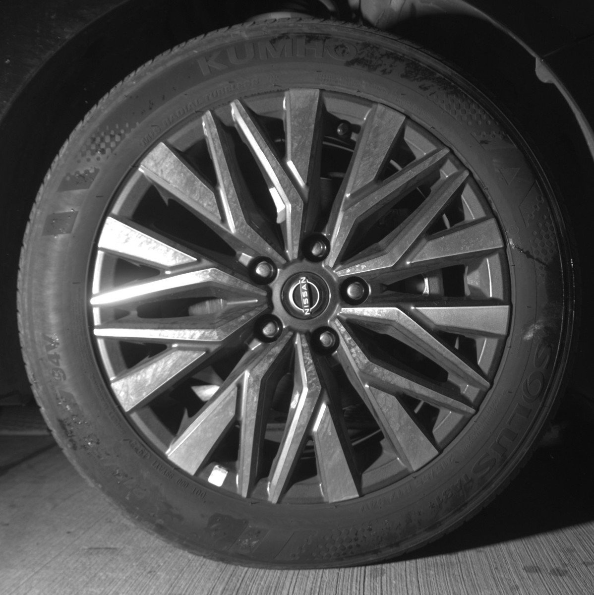 Used 2025 Nissan Altima 2.5 SV image 13