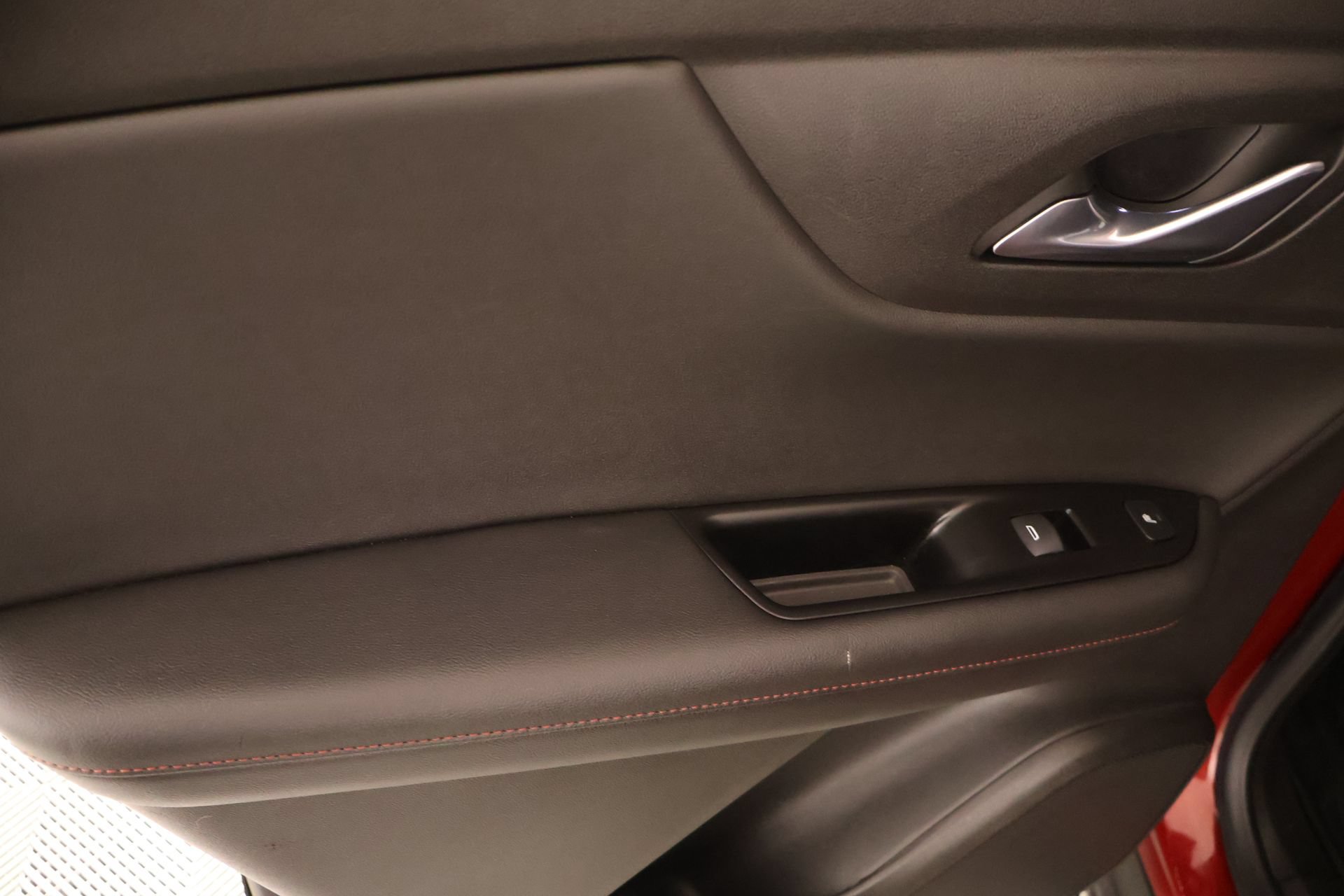 Used 2019 Chevrolet Blazer RS AWD/4WD image 16