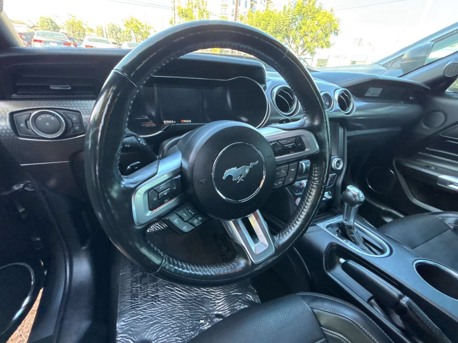 Used 2022 Ford Mustang GT Premium w/ GT Performance Package RWD image 9