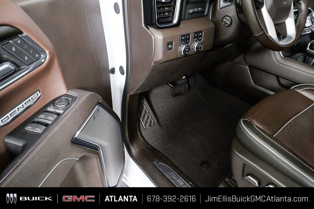 Used 2025 GMC Sierra 1500 Denali w/ Technology Package AWD/4WD image 8