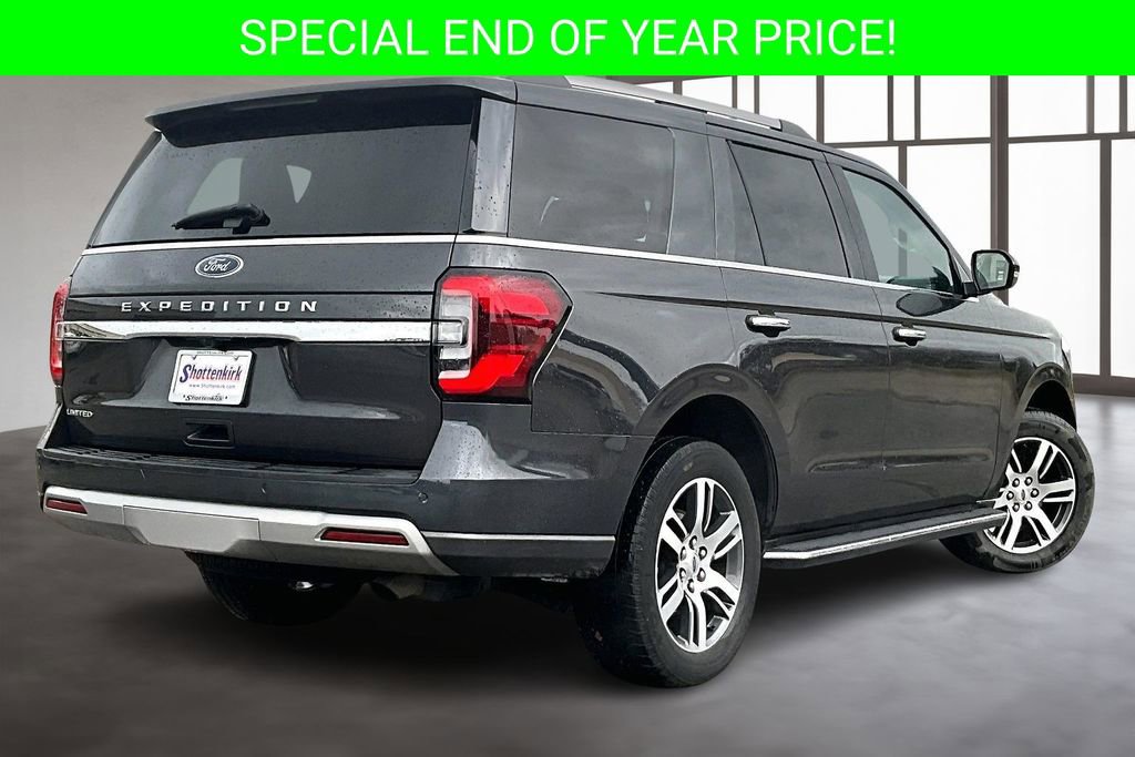 Used 2022 Ford Expedition Limited image 6