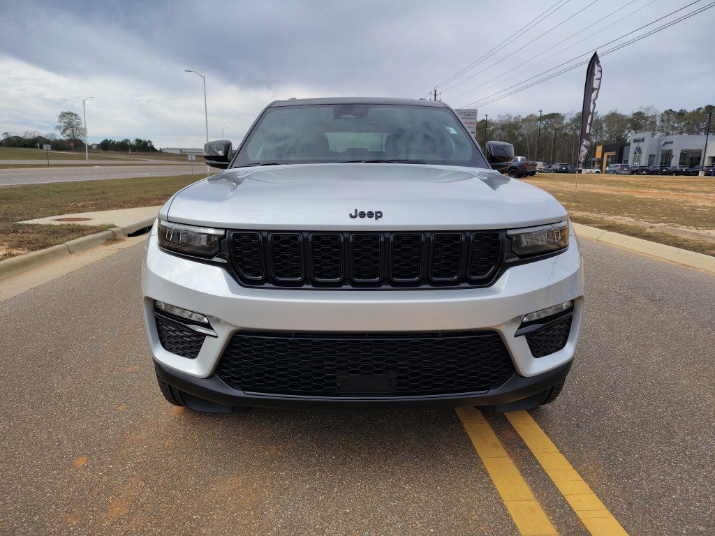 New 2025 Jeep Grand Cherokee Limited AWD/4WD image 3