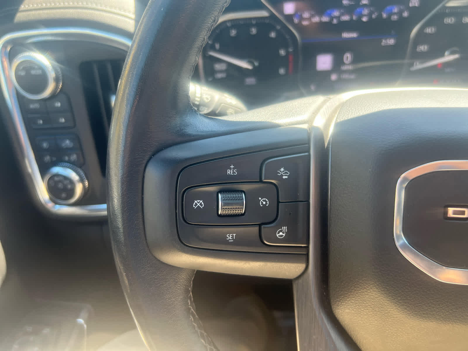 Used 2021 GMC Sierra 1500 Denali w/ Denali Ultimate Package image 18