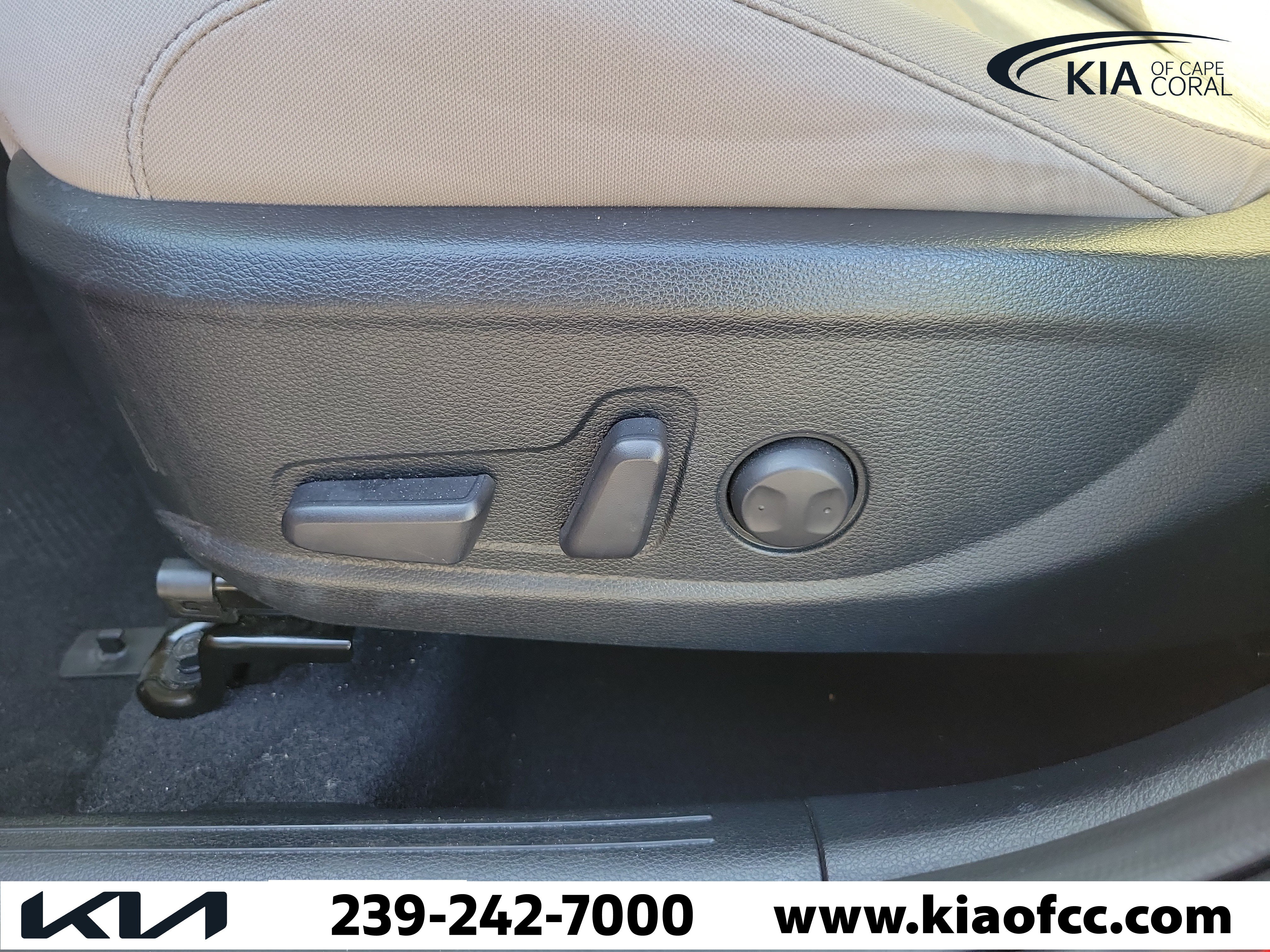 Certified 2022 Kia Soul S FWD image 21
