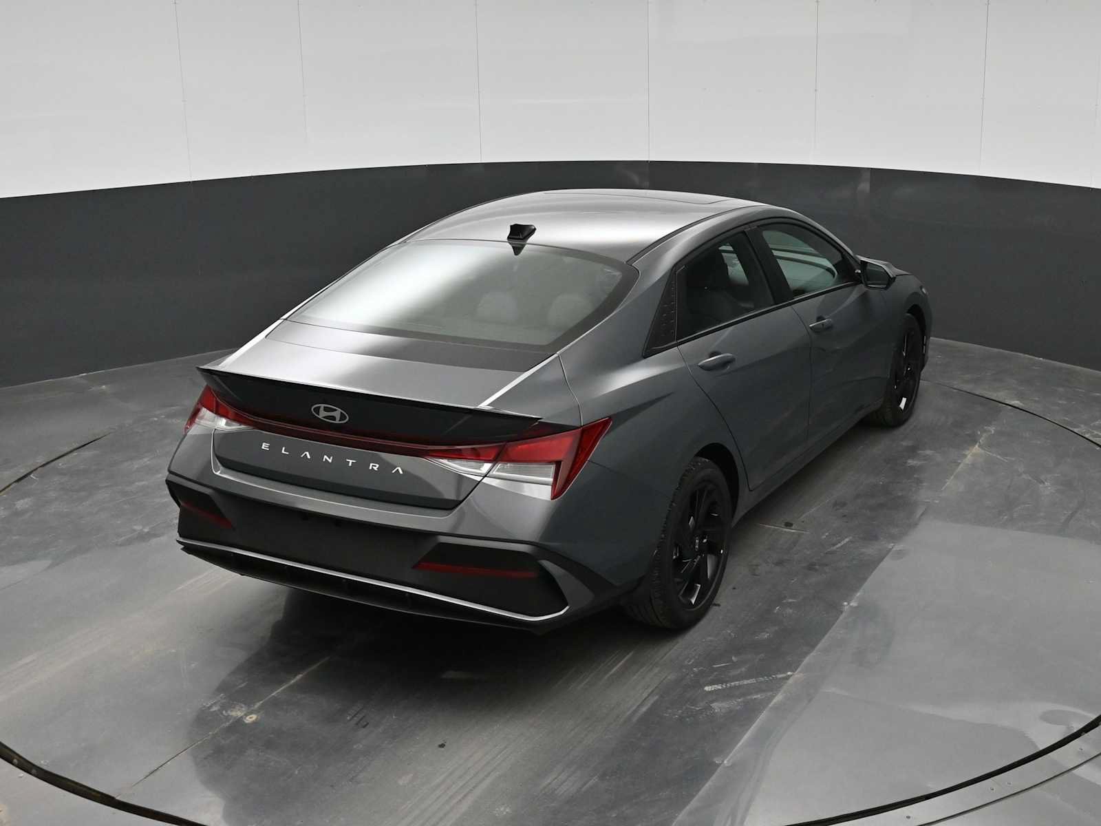 New 2026 Hyundai Elantra SEL Sport FWD image 29