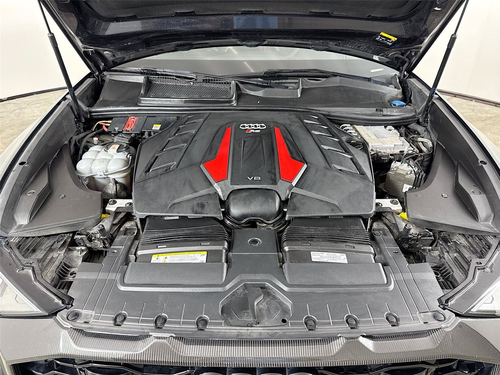 Used 2021 Audi RS Q8 w/ Carbon Optic Package AWD/4WD image 33