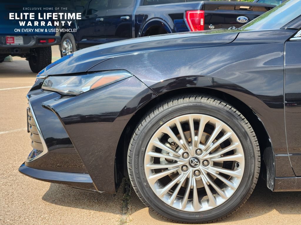Used 2020 Toyota Avalon Limited w/ Advanced Safety Package FWD image 7