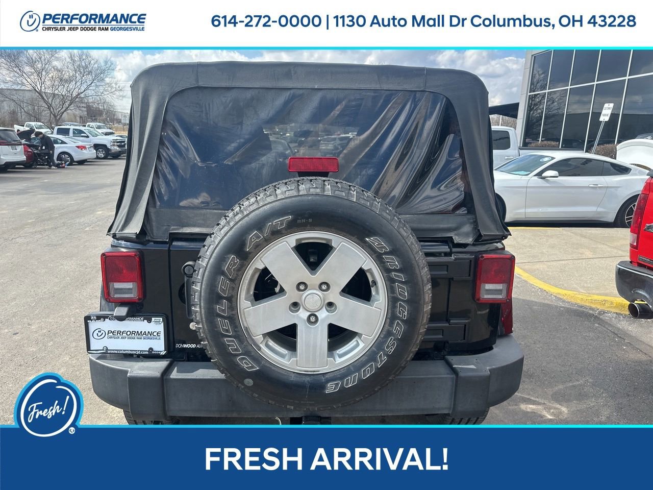 Used 2011 Jeep Wrangler Unlimited Sahara image 5