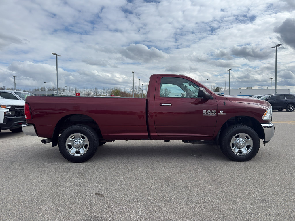Used 2018 RAM 3500 SLT w/ Luxury Group AWD/4WD image 4