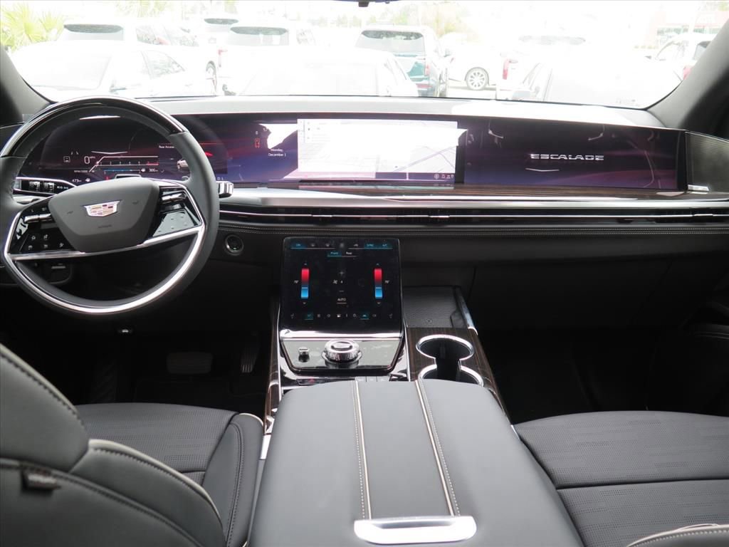 New 2026 Cadillac Escalade ESV Luxury w/ LPO, Radiant Package image 23