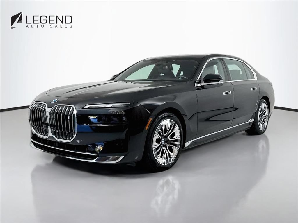Used 2023 BMW i7 xDrive60 AWD/4WD image 1