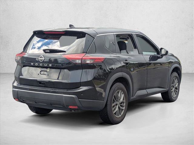 Used 2024 Nissan Rogue S image 5