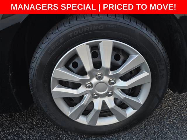 Used 2017 Nissan Sentra SV image 19