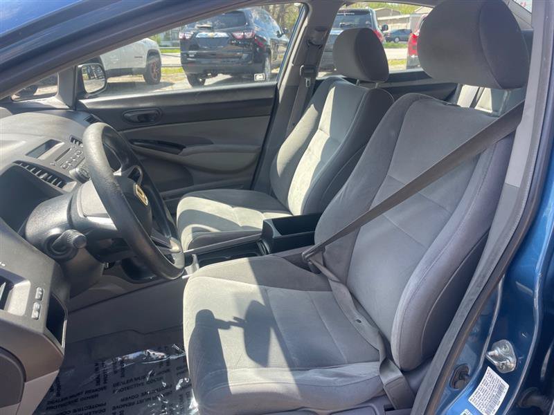 Used 2010 Honda Civic DX-VP image 10