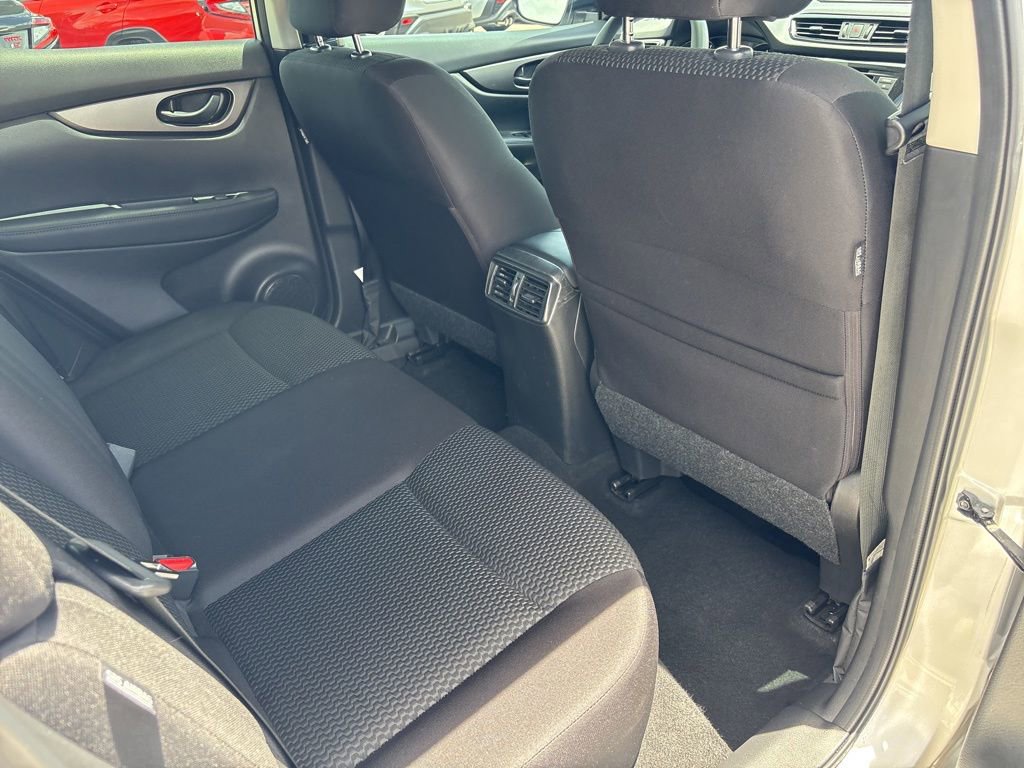 Used 2020 Nissan Rogue Sport S FWD image 18