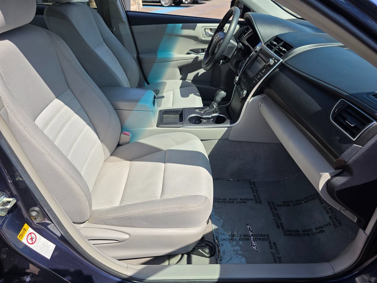 Used 2016 Toyota Camry LE FWD image 14