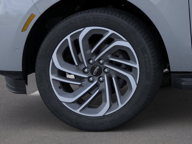New 2026 Lincoln Navigator L Premier AWD/4WD image 44