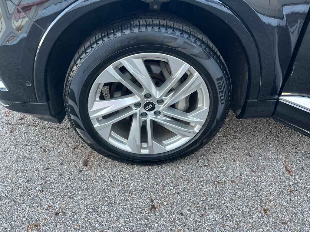 Used 2023 Audi Q7 2.0T Premium image 28