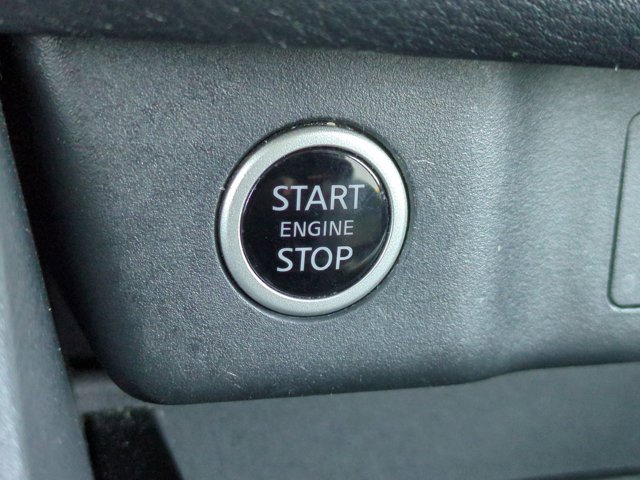 Certified 2023 Nissan Rogue SV image 27