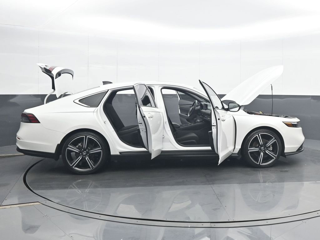 Used 2023 Honda Accord Sport image 36