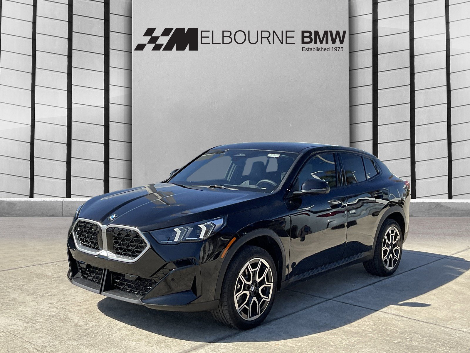 New 2026 BMW X2 xDrive28i w/ Technology Package AWD/4WD image 3