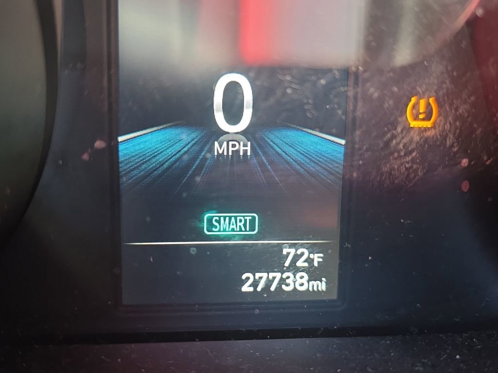 Used 2023 Hyundai Elantra SEL w/ Cargo Package image 21