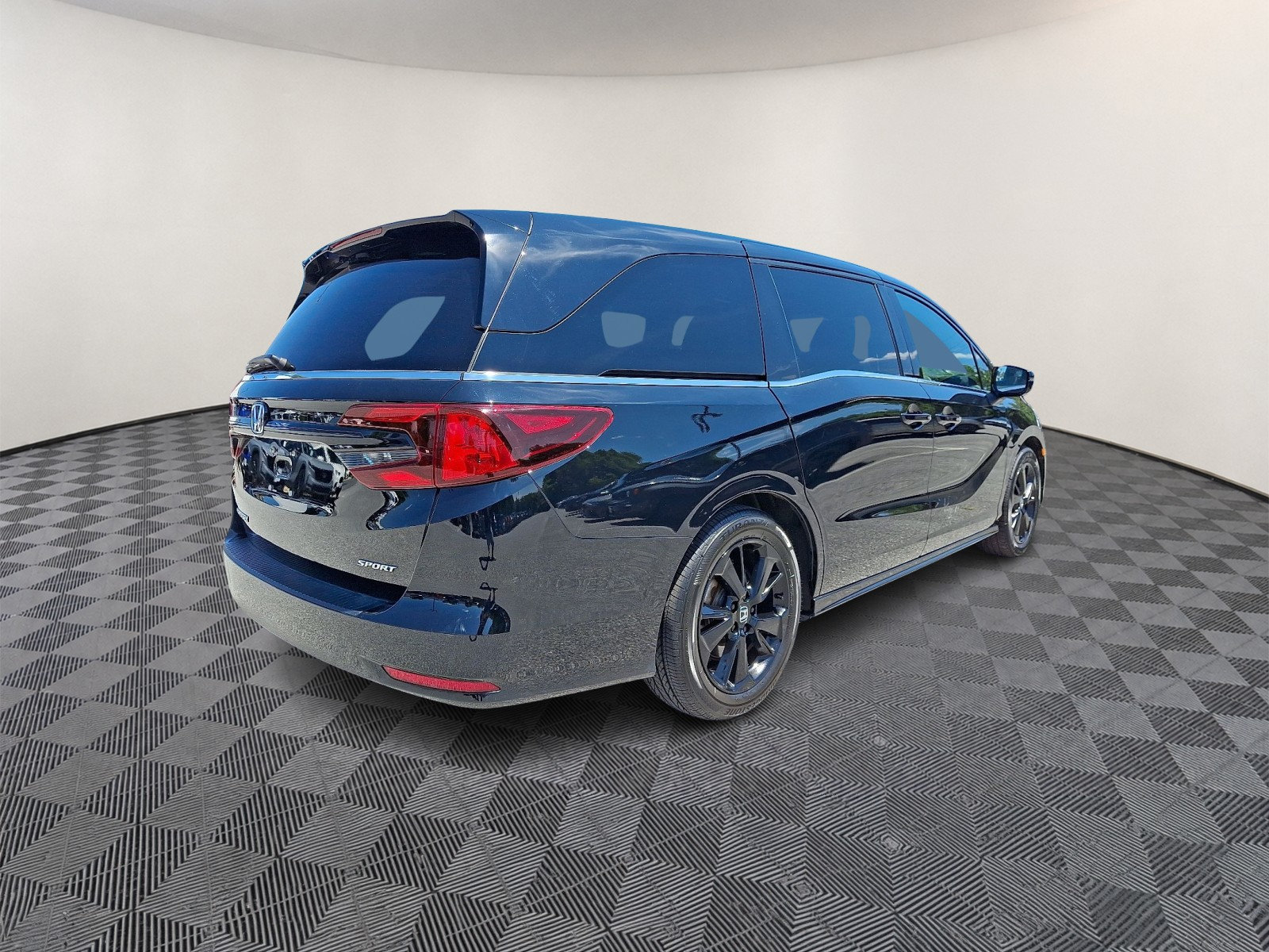 Used 2023 Honda Odyssey Sport image 5