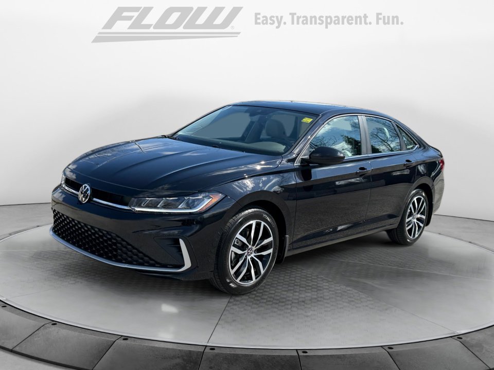 New 2026 Volkswagen Jetta SE image 3