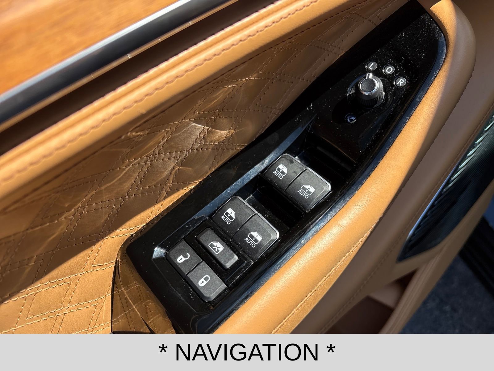 Used 2023 Jeep Grand Cherokee L Summit image 11