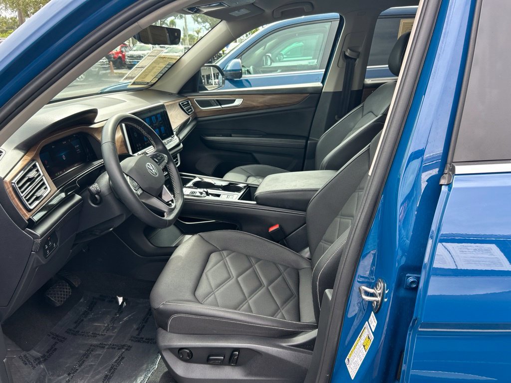 Used 2026 Volkswagen Atlas SE FWD image 16
