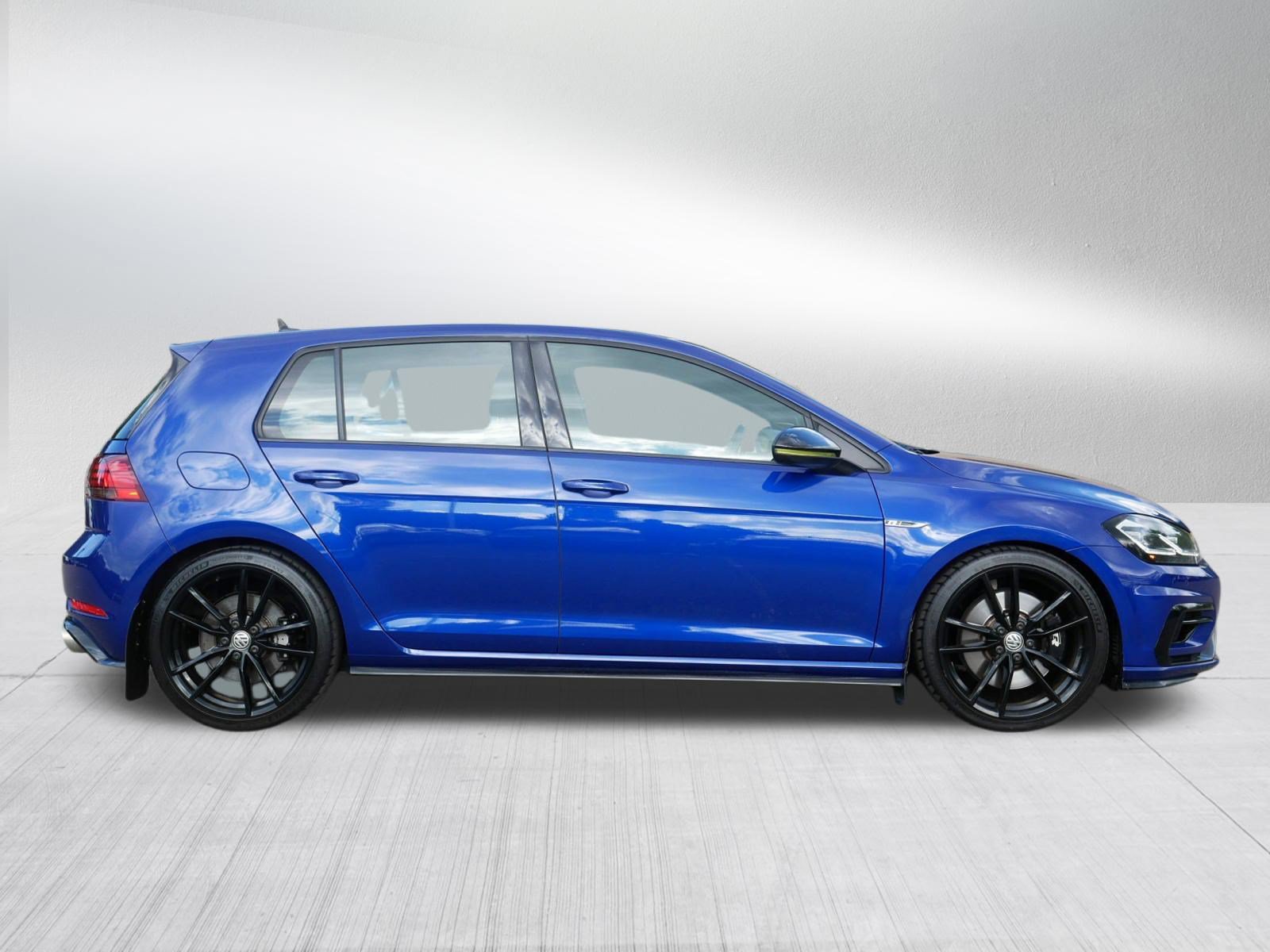 Used 2019 Volkswagen Golf R 4-Door AWD/4WD image 8