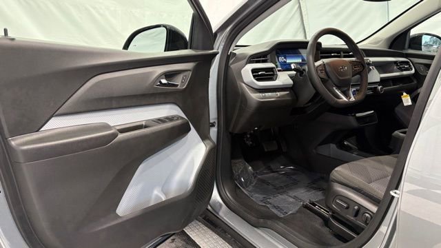 New 2027 Chevrolet Bolt LT w/ Comfort Package image 30