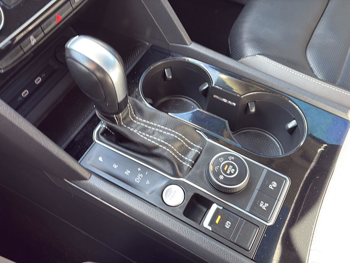 Used 2021 Volkswagen Atlas SEL Premium image 23